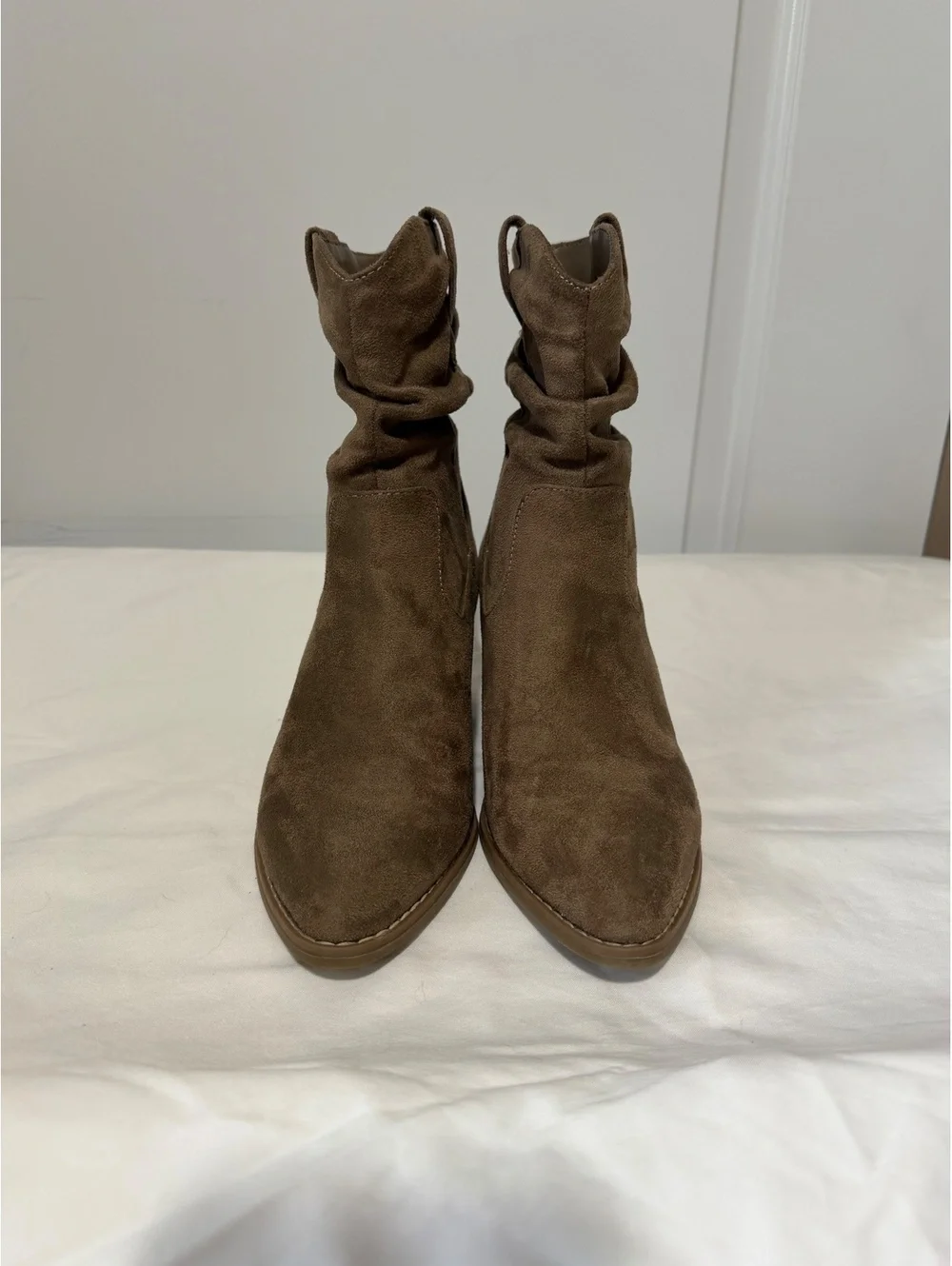 Brown Suede Western Boho Festival Slouch Casual Fall Wood Block Heel Size 8